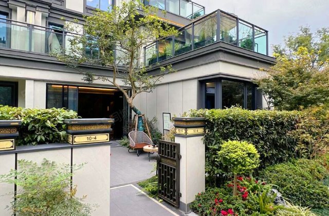 名著司南4室2厅109.92㎡200万二手房图片