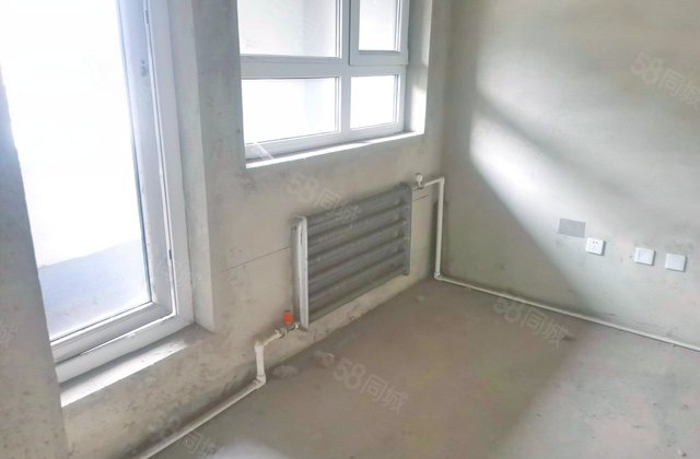 中铁城(别墅)1室2厅182.65㎡130万二手房图片