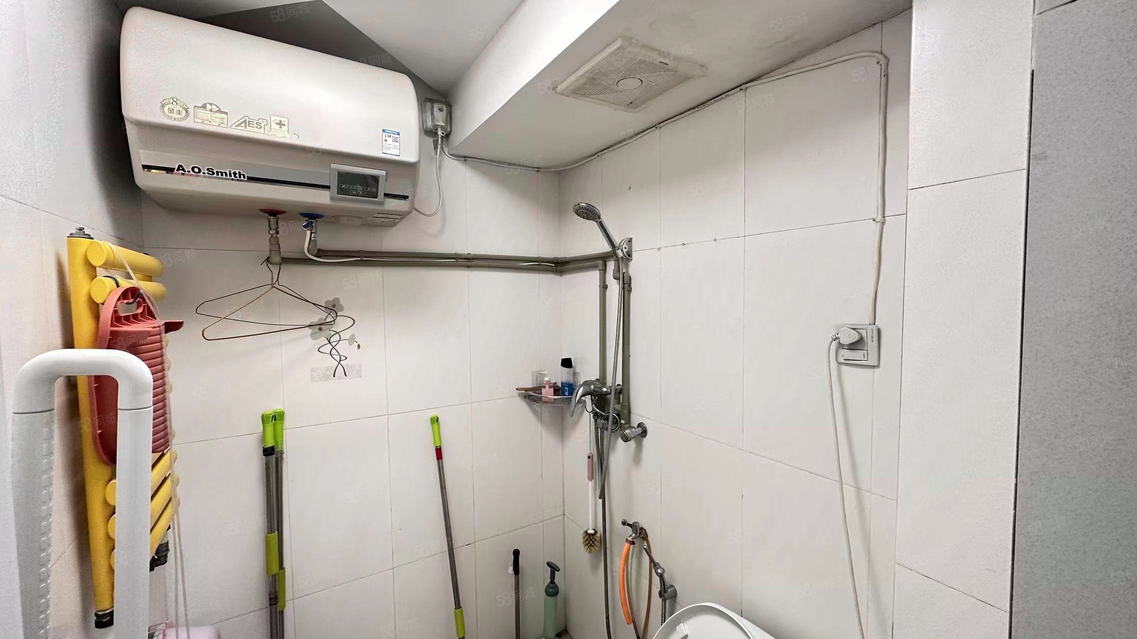 林蔭家園3室2廳2衛(wèi)129.1㎡南北228萬(wàn)