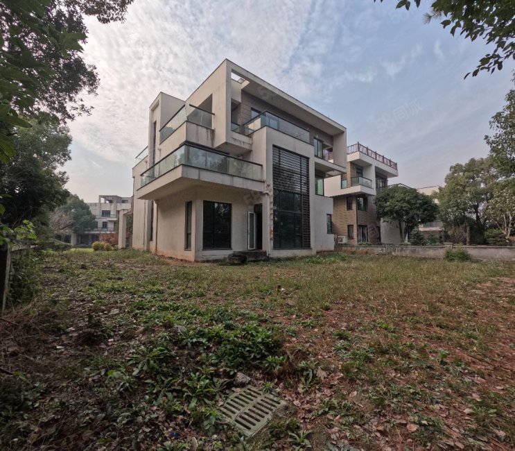 康郡风笛洲独栋别墅花园1亩临近高尔夫球场高品质豪装诚意出售