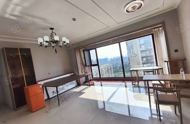 急售 财干路 金田阳光 郎悦府 精装三室电梯房有证可按揭