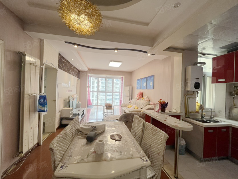 宏发明珠2室2厅1卫80㎡南北39.8万