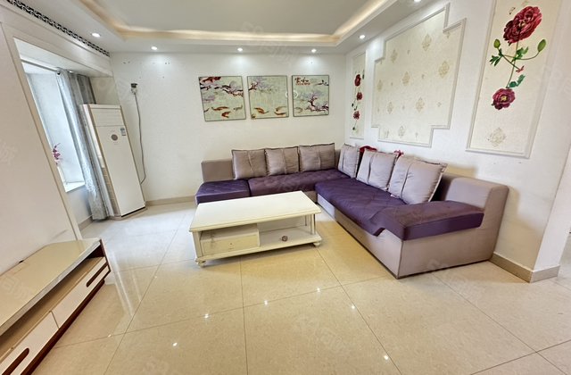 阿卡二期 精装三室 带车位地下室 采光好 精装 诚心出售