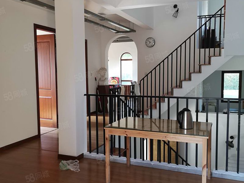 vr看房,独栋别墅,超大花园,简单装修,可做工作室