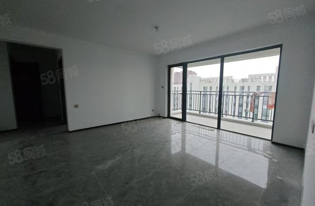 全款走一手  碧桂园云麓九里 140平 电梯房 4室2厅