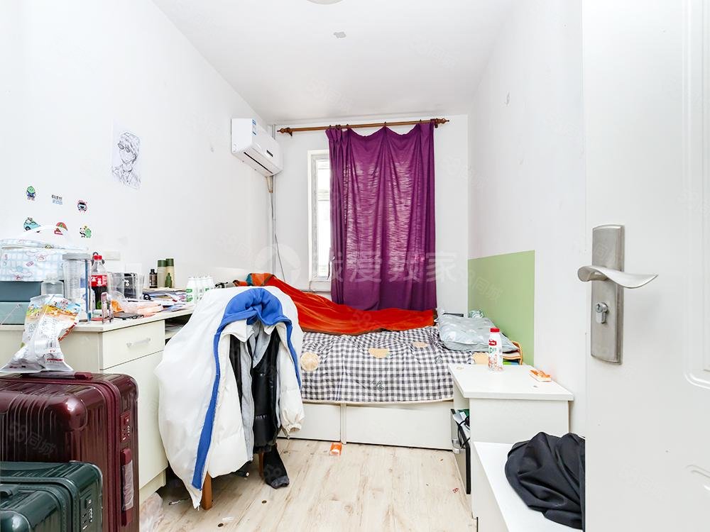 地質(zhì)附中2室1廳1衛(wèi)64.87㎡東西390萬