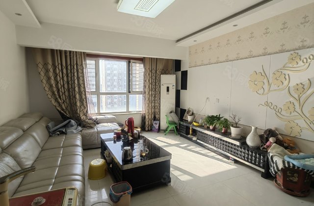 黄山路 阳光逸墅双卫格局 南北通透 小三房  小区新 近医院