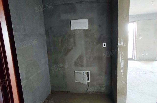 奥园誉府4室2厅143.14㎡182万二手房图片