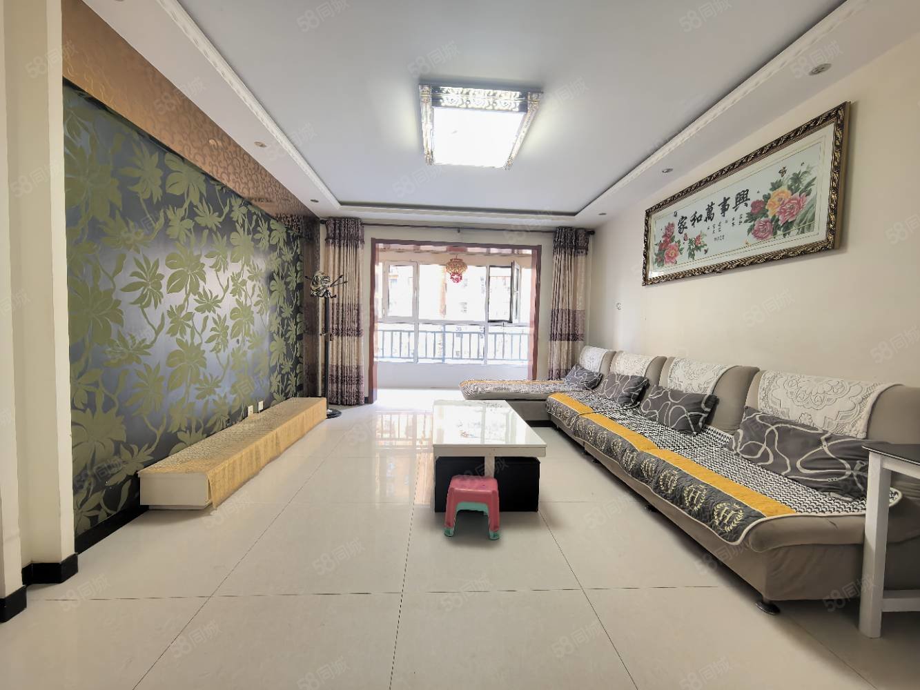 塞维利亚3室2厅2卫138㎡南北165万