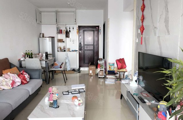 东关国际西区 刚需小三居 次新房 医疗配套成熟 高楼层视野好