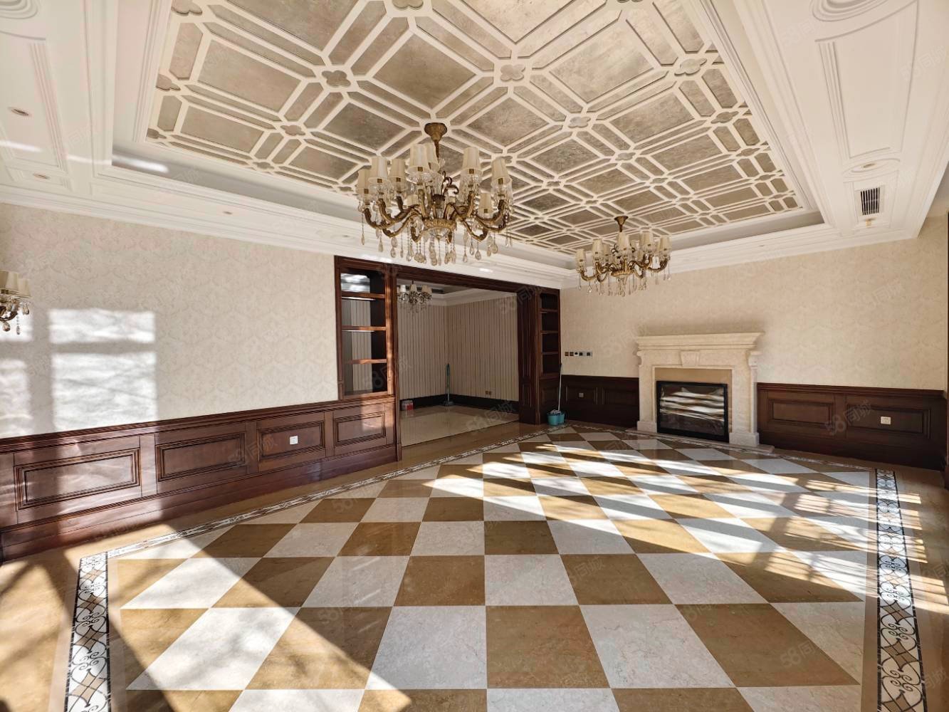 融創(chuàng)千章墅7室4廳5衛(wèi)454.58㎡南北2490萬(wàn)