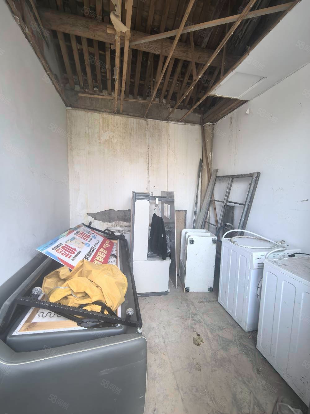 方家胡同小區(qū)1室0廳0衛(wèi)15㎡南北238萬