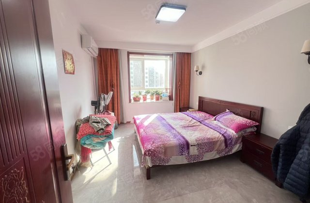 凤凰城(C区)3室2厅128㎡98万二手房图片