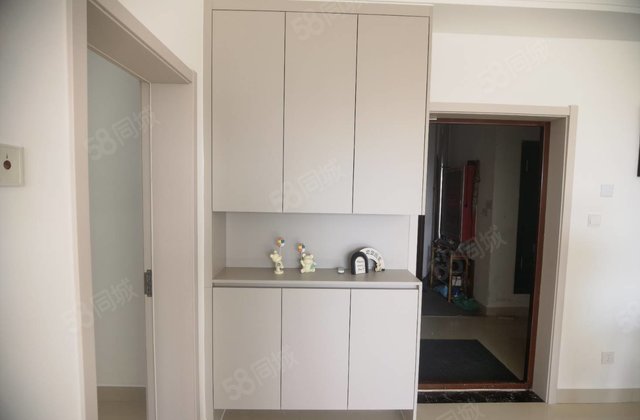 徒骇河旁，聊城二中电梯房！东边户三室！带储藏室拎包入住！