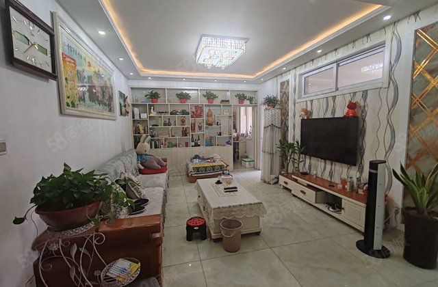 急售昌润莲城好楼层，精装修三室104平66.8万，免大税