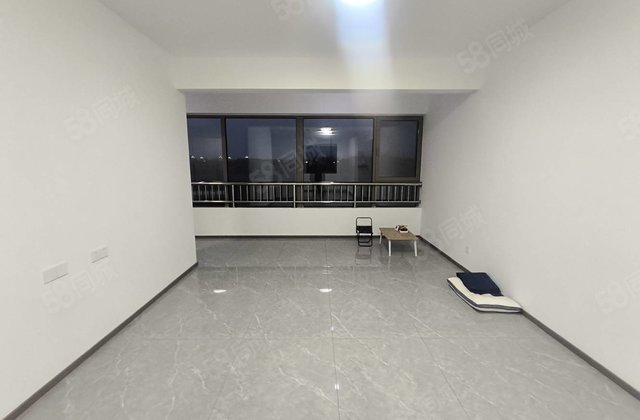 和鸣大观 三室两卫 南北通透