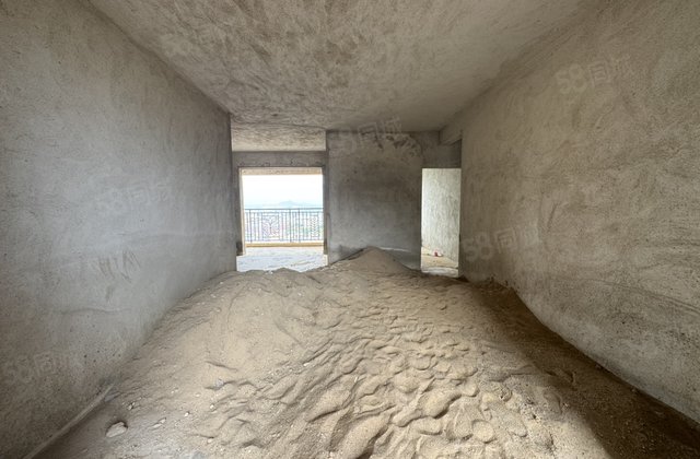 荔晶新城4室2厅125.74㎡105万二手房图片
