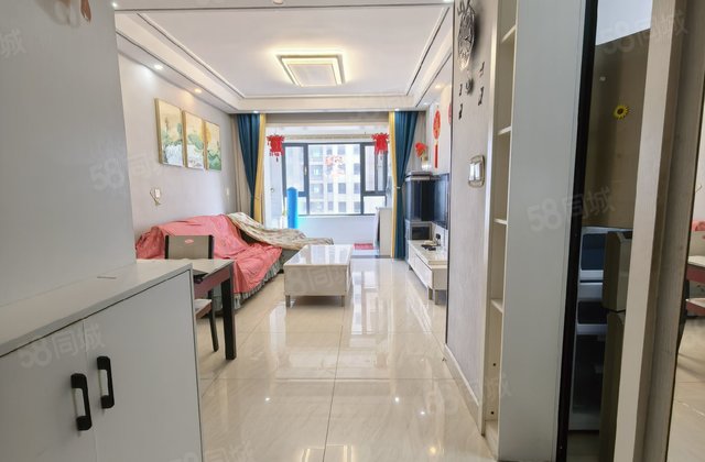 精装 99万 带车位 锦绣观邸 99平 有证 3居