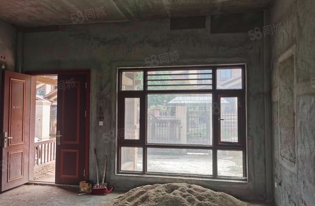 碧桂园山水桃园6室5厅205㎡198万二手房图片