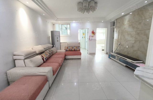 急 人民公园南邻 启明慧德 中央帝景对过 低楼层 看房方便