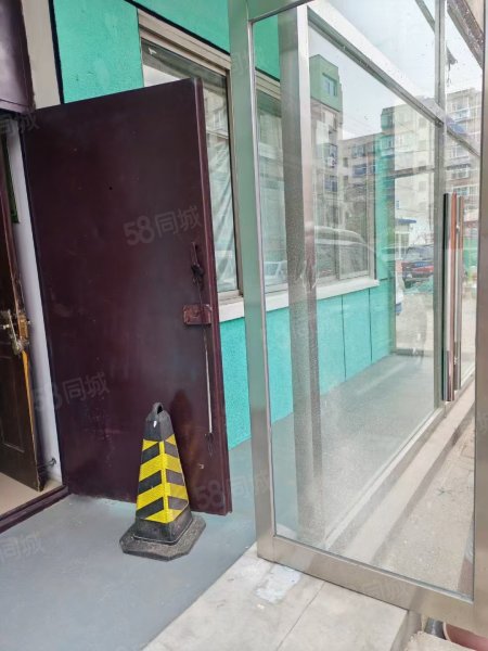 惠安小区4室2厅1卫108㎡南52万