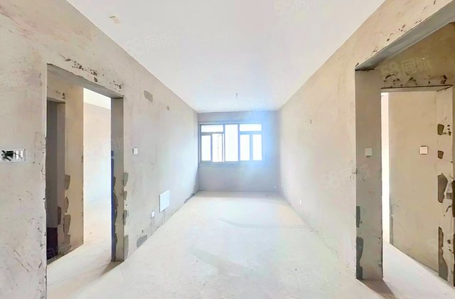 八方小区(C区)3室2厅126.42㎡340万二手房图片