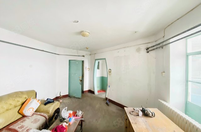 济钢新村中心区1室1厅62㎡35万二手房图片