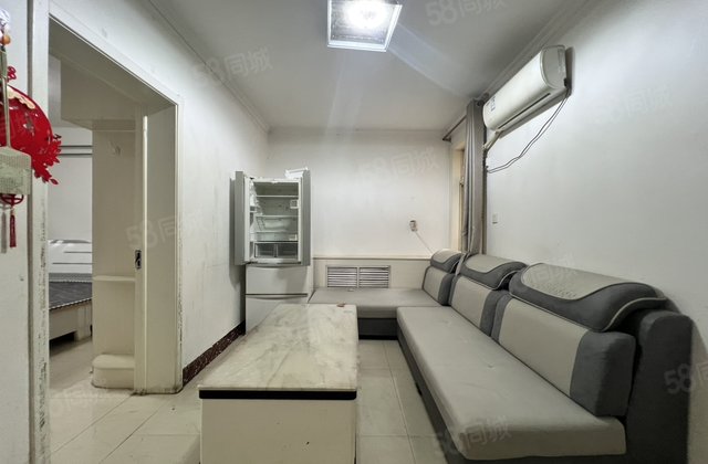 老文轩 一楼带院，新时代，农业局家属院 采光冲足