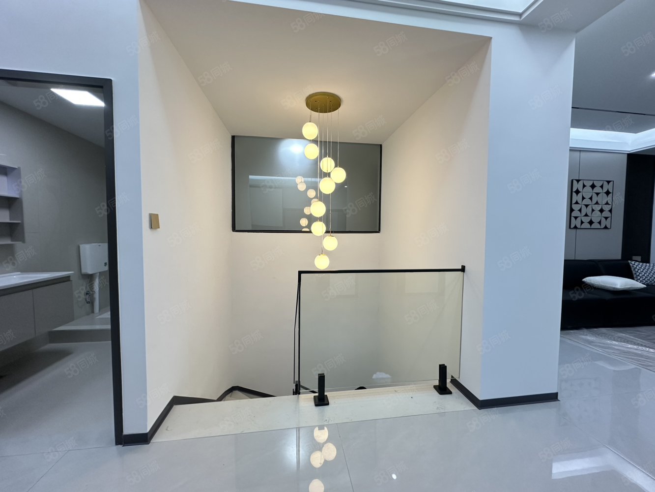 天御蓝湾6室3厅2卫160㎡南北92万