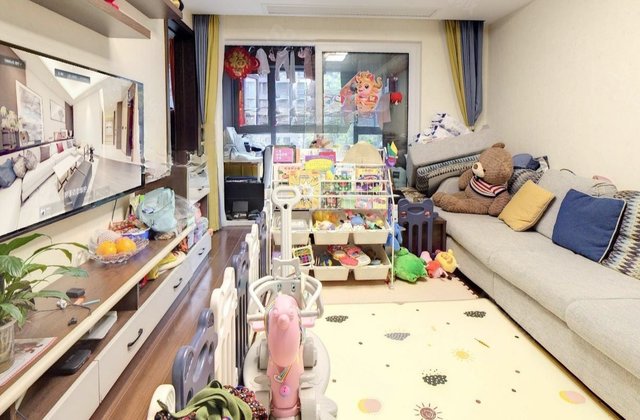 万科理想城三期星河3室2厅85.17㎡135万二手房图片