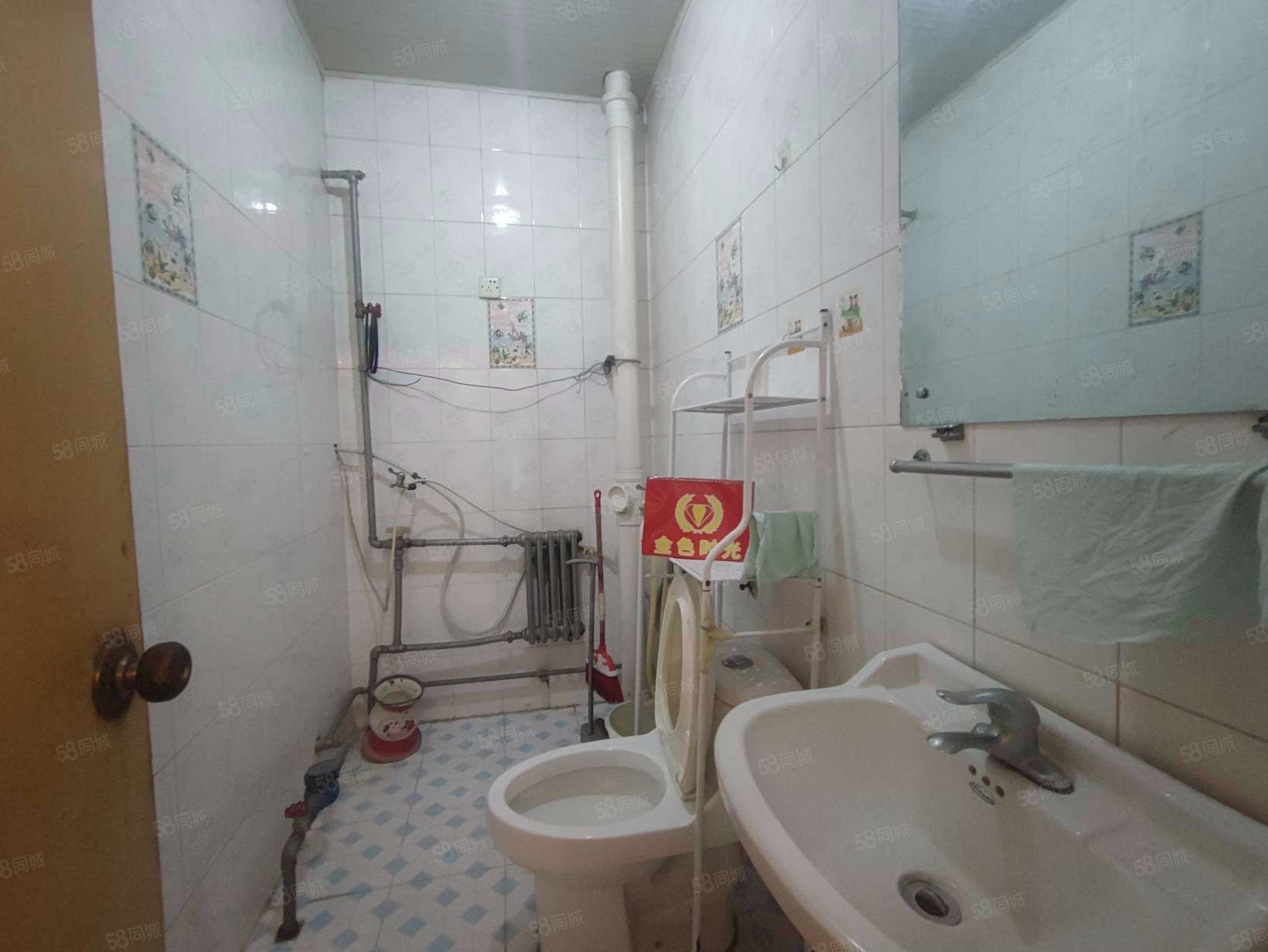 果園西里小區(qū)2室2廳2衛(wèi)85.44㎡南北98萬