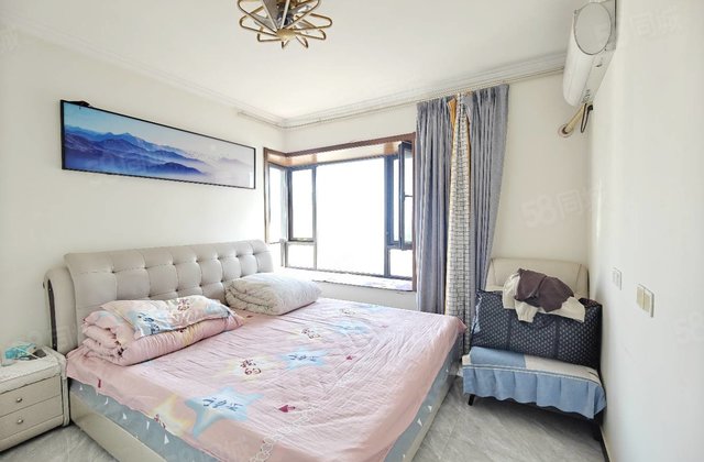 急售！锦绣学府 东边户 精装双卫 送车位免大税 翡丽湾 儒辰