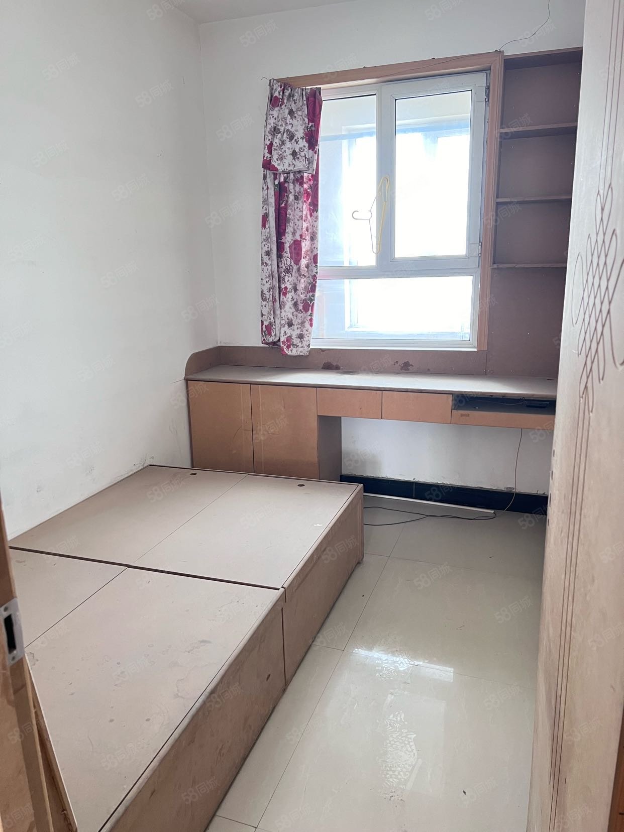 友好花园3室2厅1卫90㎡南北15万