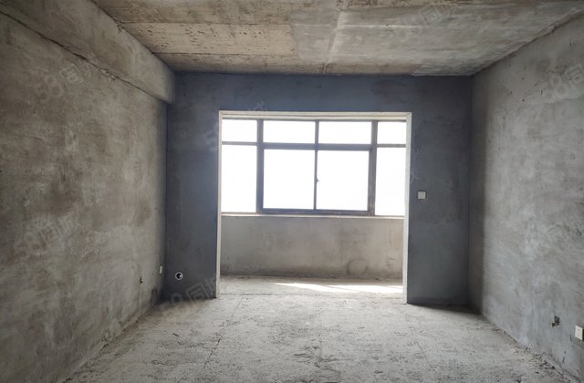 阜阳房产信息 阜阳二手房 太和二手房  127平 晶宫和府小区 满二唯一