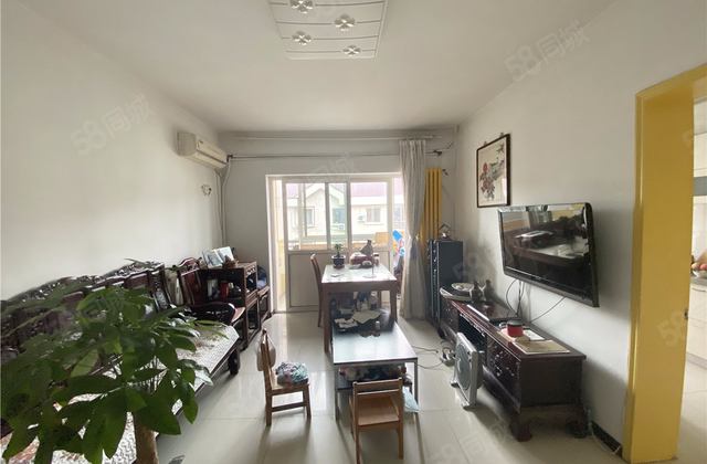 金谷园二期 小h户型 温馨小两居 出门公交站 地铁6号线