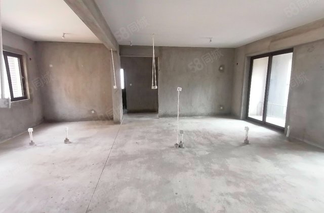 中庚香澜4室2厅124.33㎡105万二手房图片