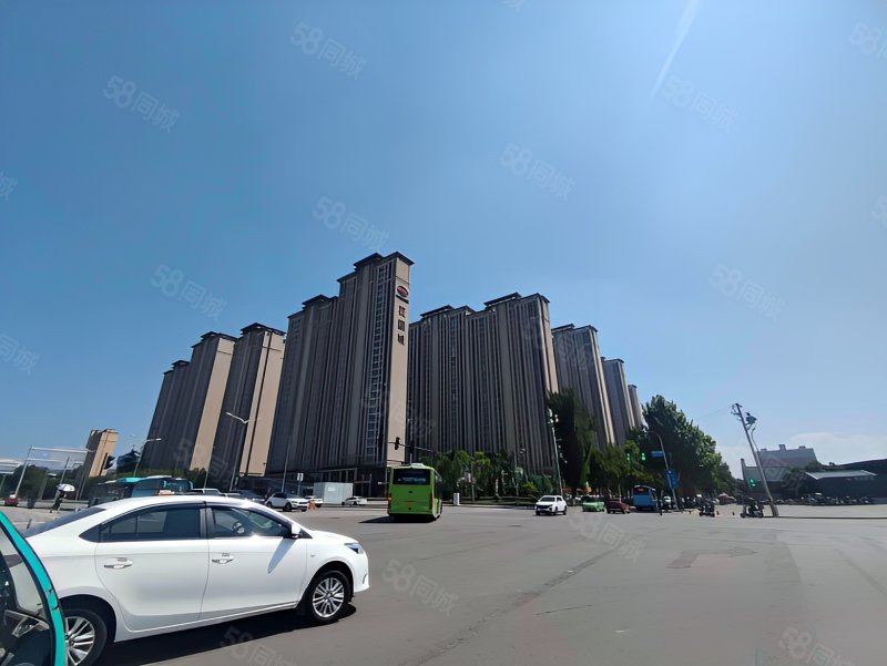 中国铁建花语城3室2厅2卫118.44㎡南北190万