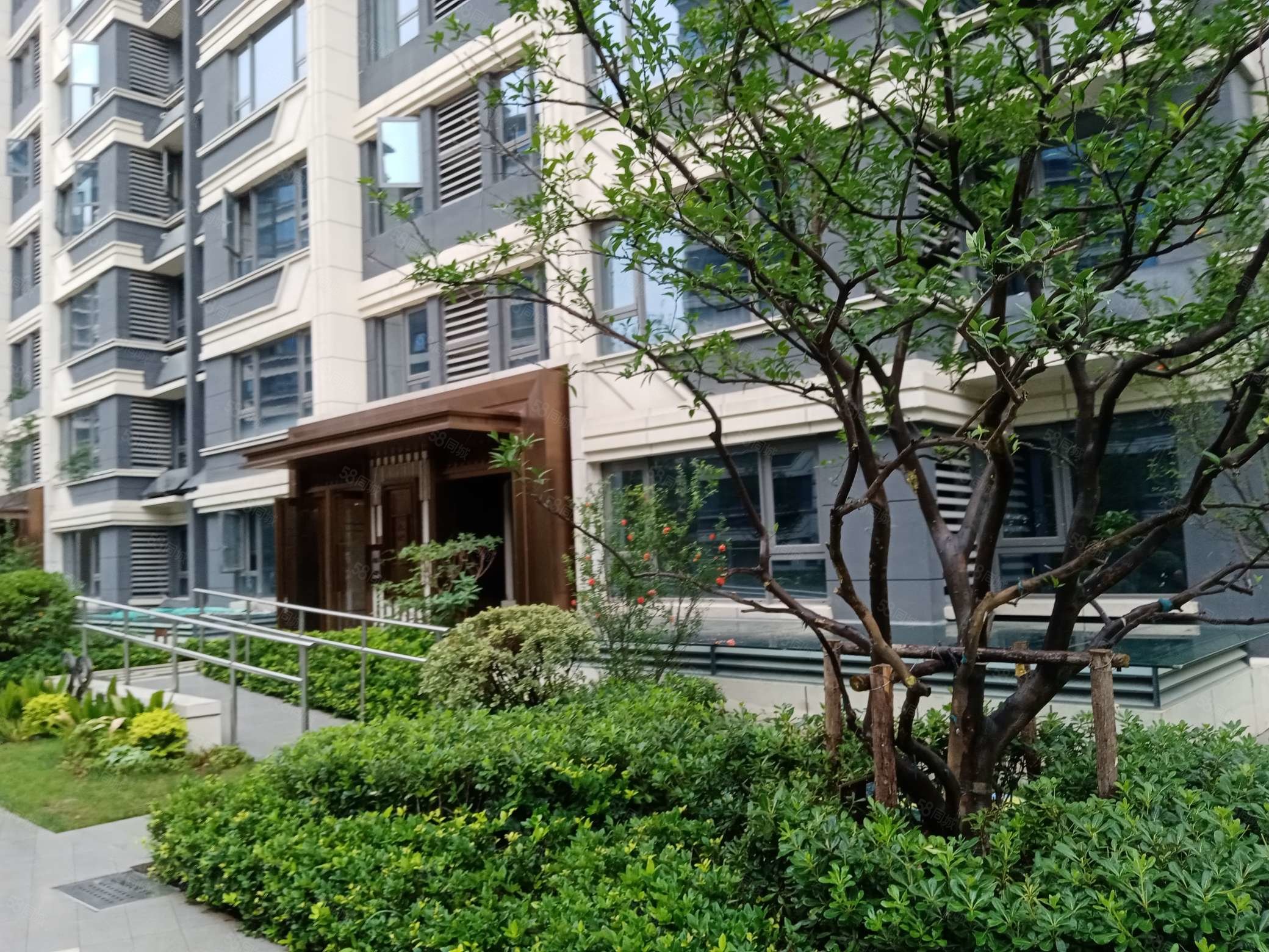洋房社区 自带商业 168 地铁3号线 底复挑高,龙湖春江紫宸-合肥58同城