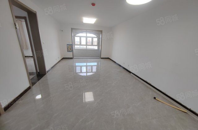 江北水镇 电梯洋房 精装修 新房未住