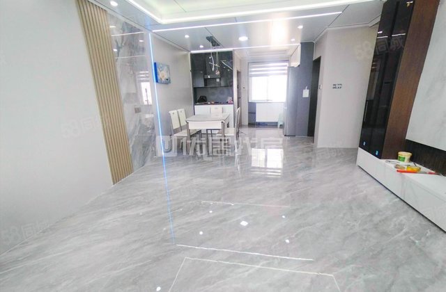 建苑小区4室2厅144.88㎡125万二手房图片