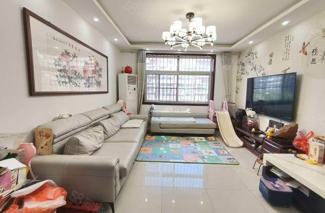 万达附近 桐凤家园 三室两厅 免大税 送储藏室