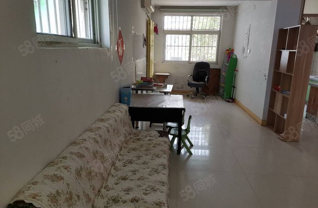 东昌中学 兴华路   孝心一楼 隔三室 免大税 带储藏室车位