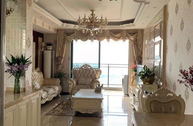 君华香柏华府4室1厅96.36㎡220万二手房图片