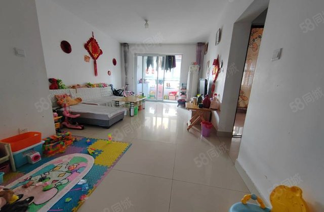 南北通透 简单装修 113平 集贤小区 3室2厅 楼层好 视