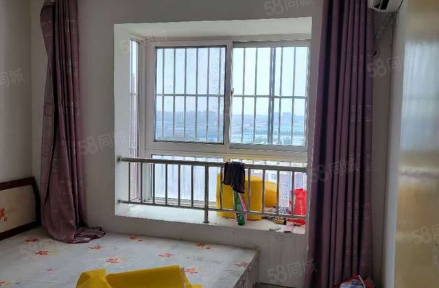 滨河社区 东边户27万一口架免大税可按揭