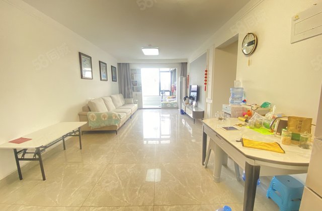 新小区 莲湖新城精装三室 南排无遮挡 免大税 急卖