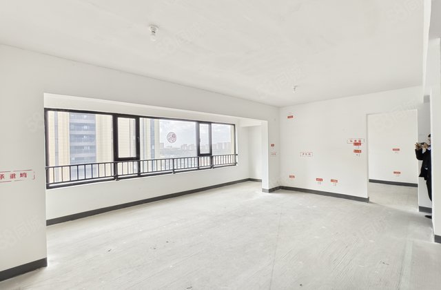 中海铂悦公馆2室2厅100㎡65万二手房图片