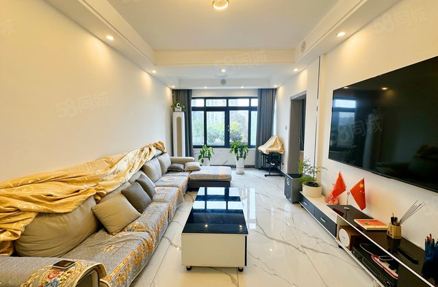 汇融广场B区3室2厅91.31㎡110万二手房图片