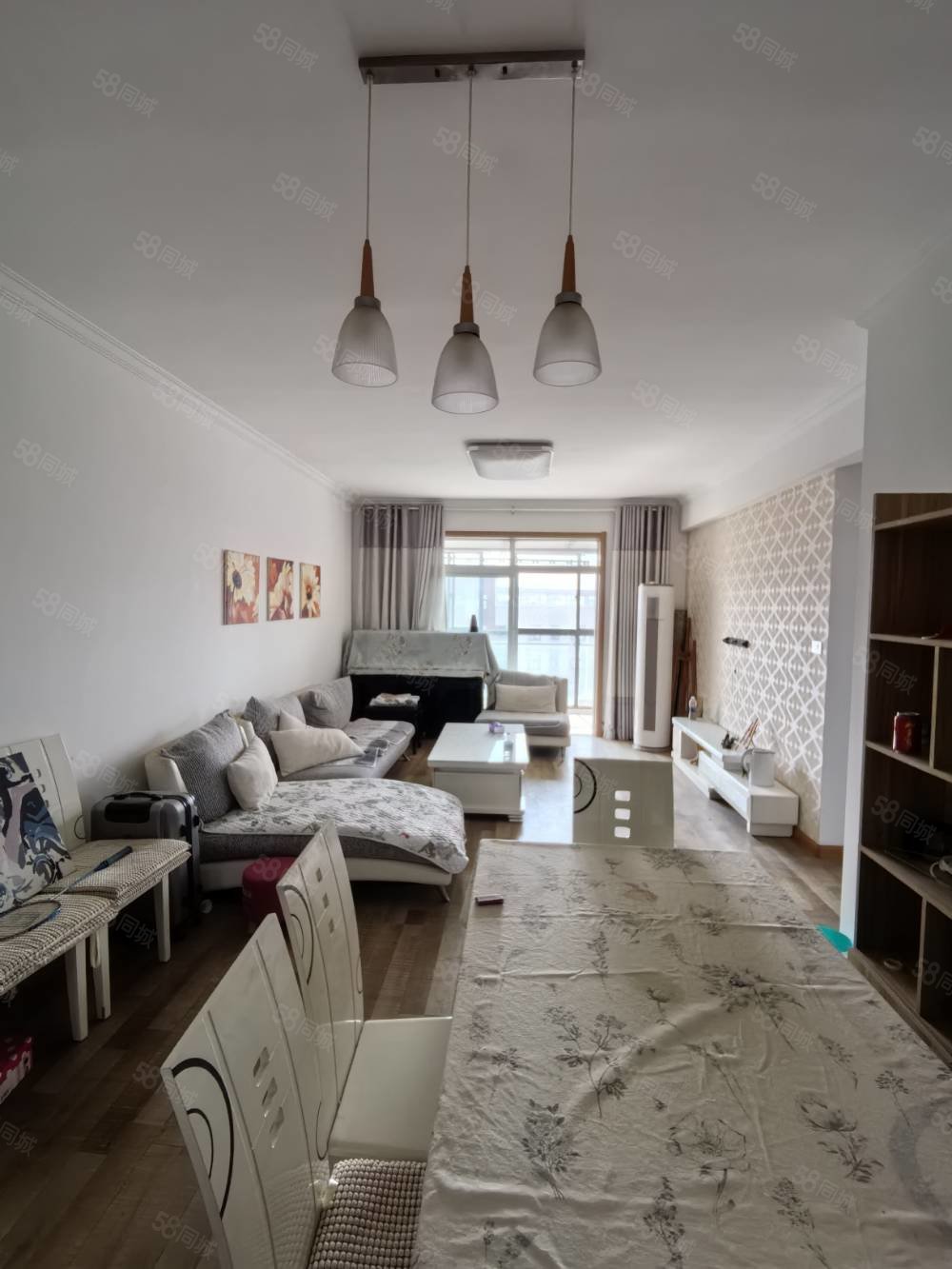 盛世东城2室2厅1卫93㎡南北38万