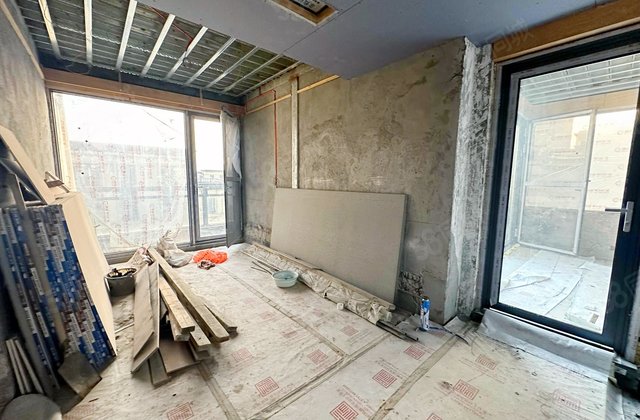 绿地国际博览城海珀九龙6室3厅257㎡460万二手房图片